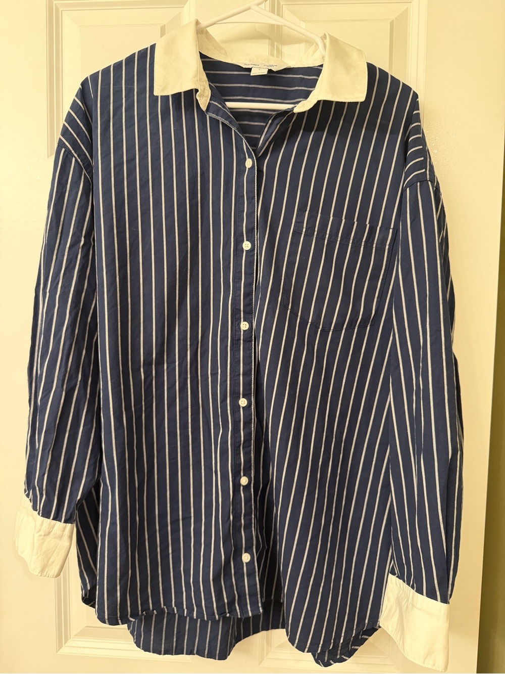 Old Navy Navy Blue & White Vertical Stripe Button-Down Shirt